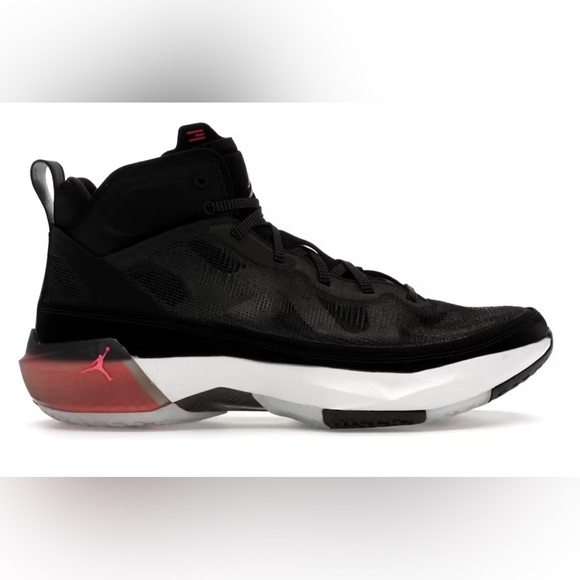 Nike Air Jordan 37 